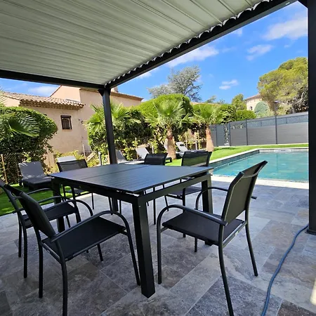 Apartamento Etoile Du Berger 3 Et 4 Jardin Individuel Et Piscine Chauffee En Saison - La Et Les Plages 450 M Saint Aygulf