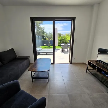 Apartamento Etoile Du Berger 3 Et 4 Jardin Individuel Et Piscine Chauffee En Saison - La Et Les Plages 450 M Saint Aygulf