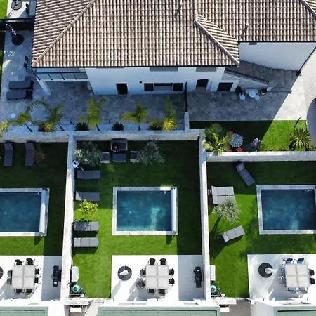 Etoile Du Berger 3 Et 4 Jardin Individuel Et Piscine Chauffee En Saison - La Et Les Plages 450 M Apartamento Saint Aygulf