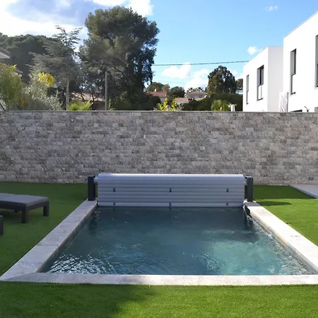 Apartment Etoile Du Berger Aygulf: Seaside With Private Gardens And Heated Pool *