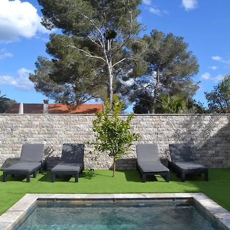 Apartment Etoile Du Berger Aygulf: Seaside With Private Gardens And Heated Pool