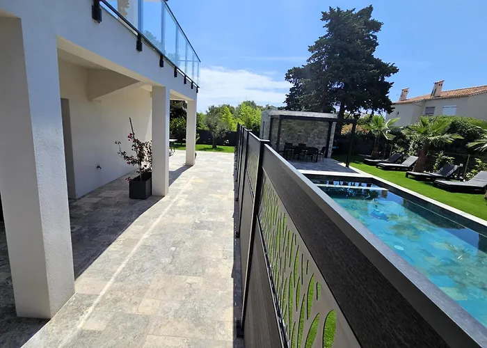 Etoile Du Berger 3 Et 4 Jardin Individuel Et Piscine Chauffee En Saison - La Et Les Plages 450 M Lejlighed Saint Aygulf