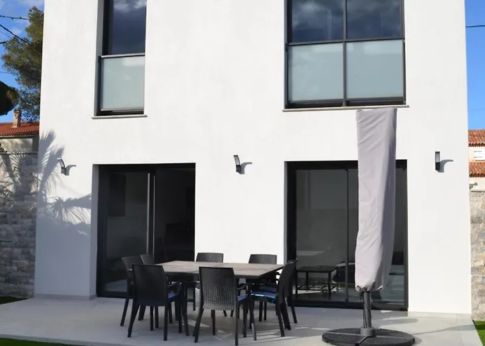 Etoile Du Berger 3 Et 4 Jardin Individuel Et Piscine Chauffee En Saison - La Et Les Plages 450 M Lejlighed